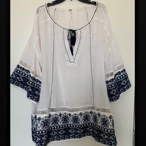 Dreamy Free People Tunic / Lace + Linen Feel
